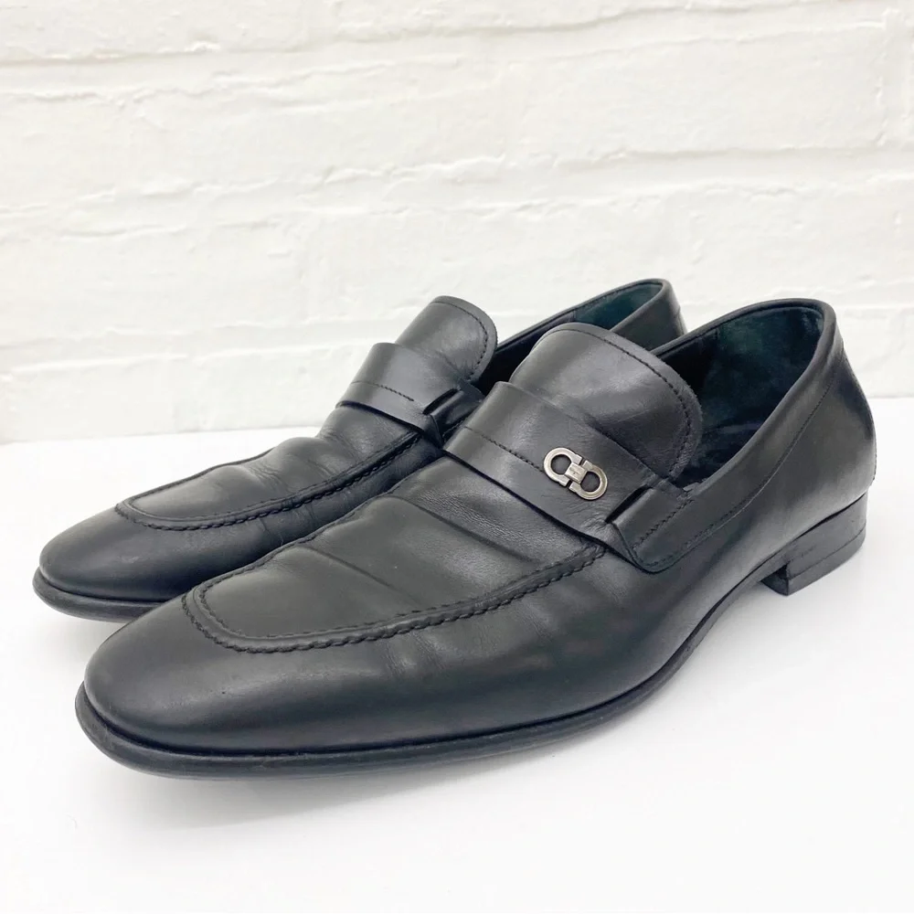 Salvatore Ferragamo || Paros Dress Slip On Loafer Logo Black Silver 9 EE Wide‎
